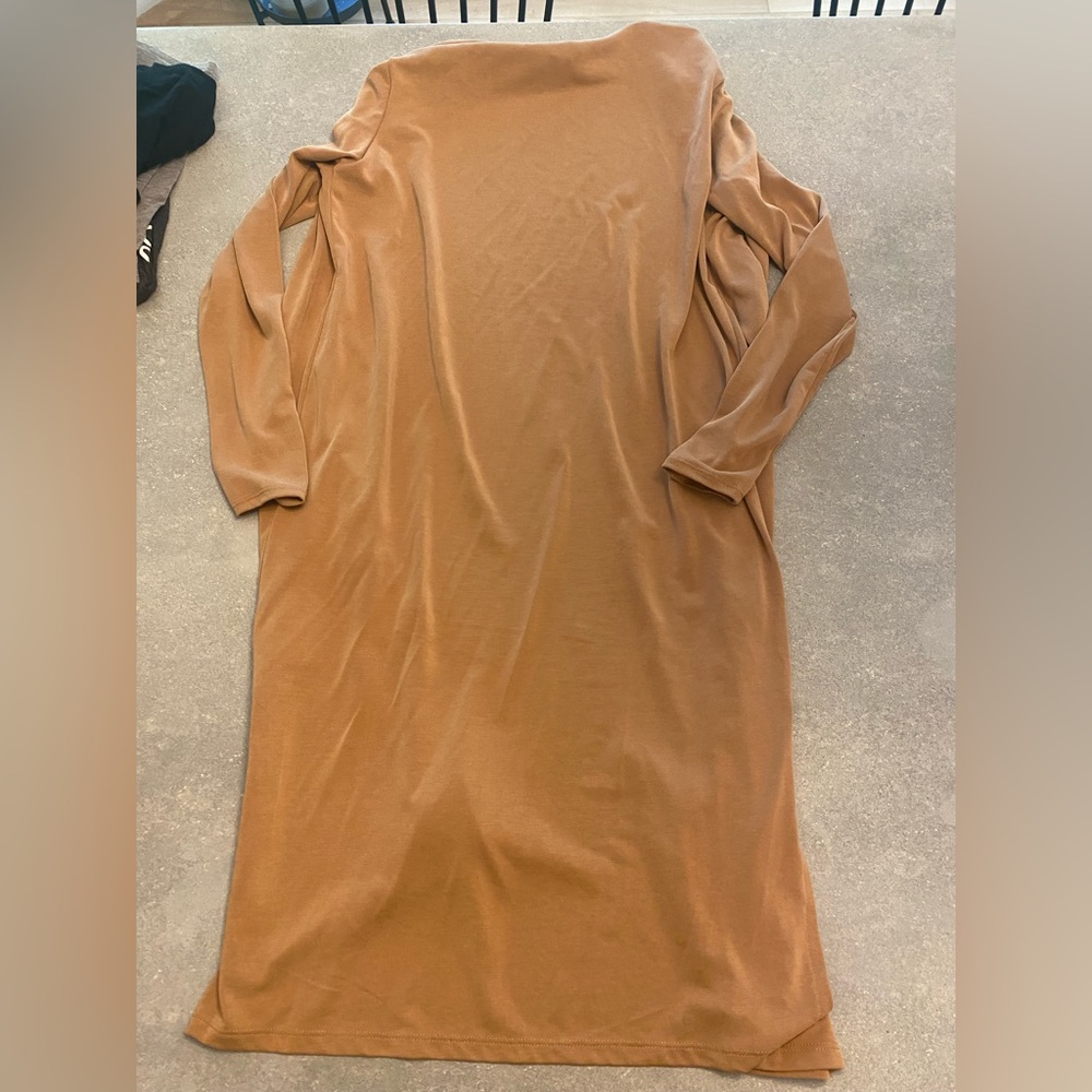 Express Gold long cardigan great for layering. - Picture 5 of 7